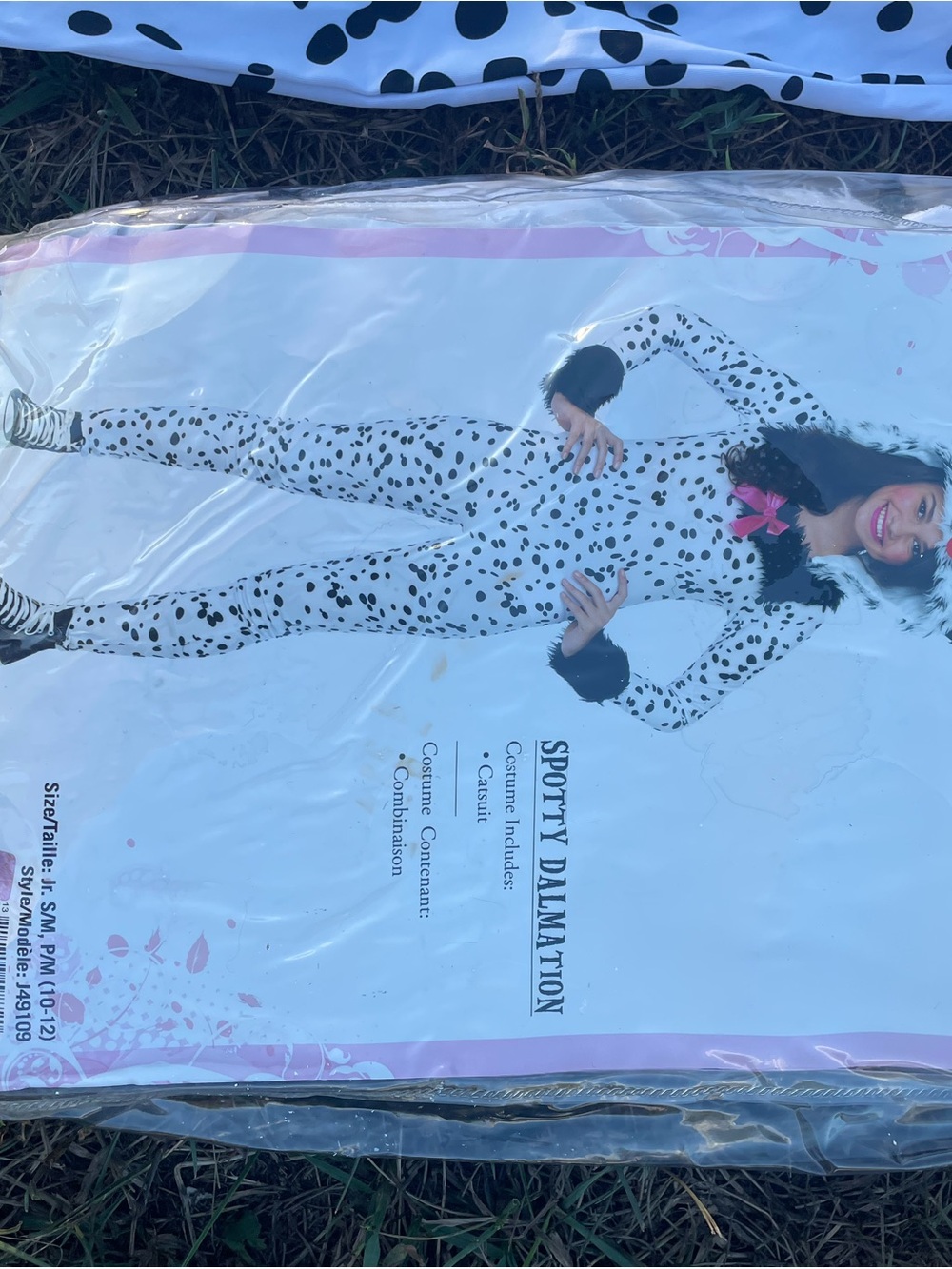 Kids dog costume size 10/12  there 2 price is for both